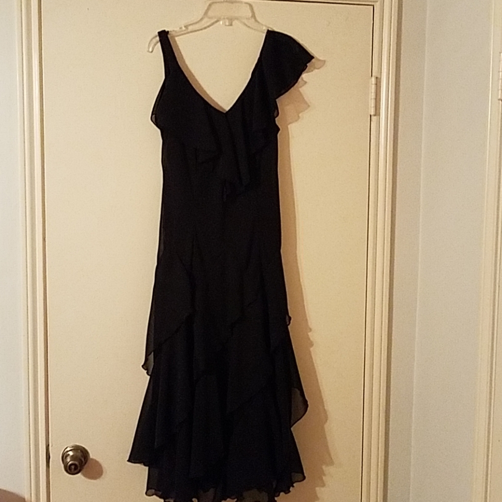 Really cute black dress